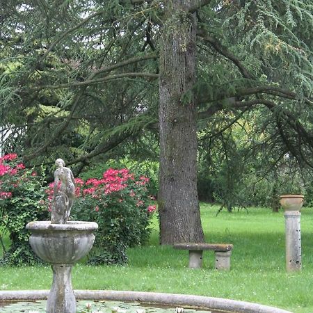 B&B Villa Al Parco Sala Baganza Bagian luar foto