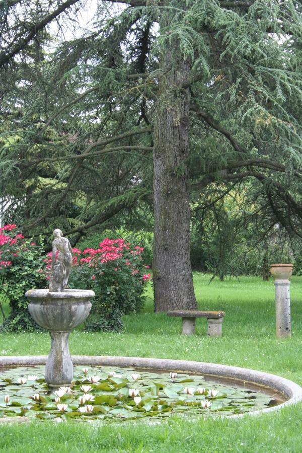 B&B Villa Al Parco Sala Baganza Bagian luar foto