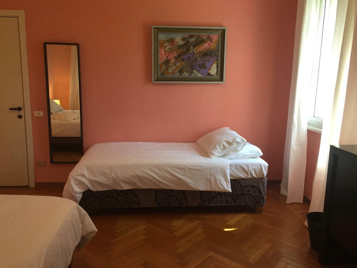 B&B Villa Al Parco Sala Baganza Bagian luar foto